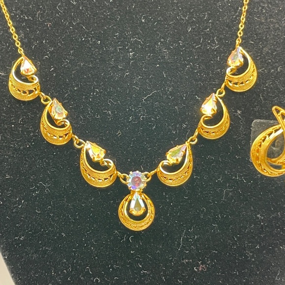 Vintage Germany Signed Gold Tone AB Rhinestone Necklace Clip-on Earring Set - Picture 12 of 13
